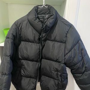 Forever 21 Black puffer jacket